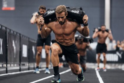 Sandbag Lunges